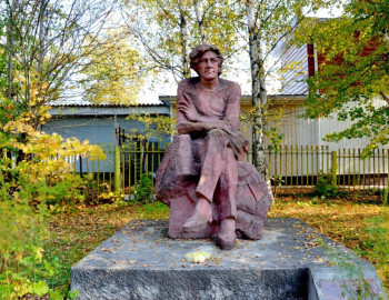 Памятник С. А. Клычкову