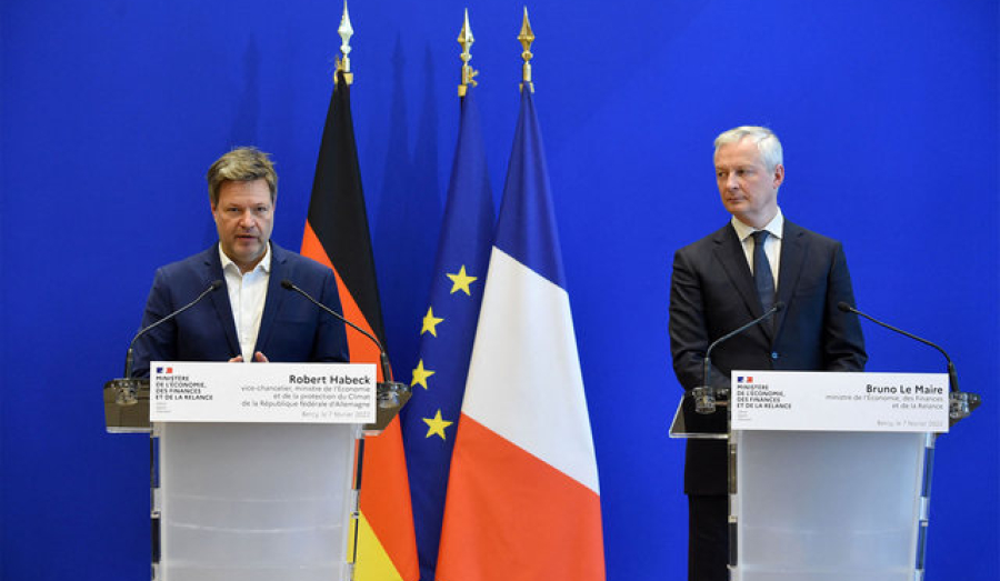 Немцы и французы ответили Facebook: проживем и без вас.