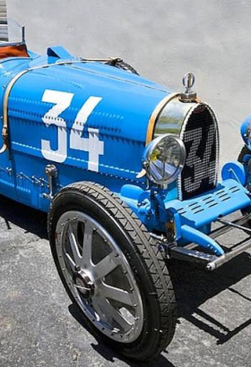 С чего начинали автогиганты: первые модели автомобилей