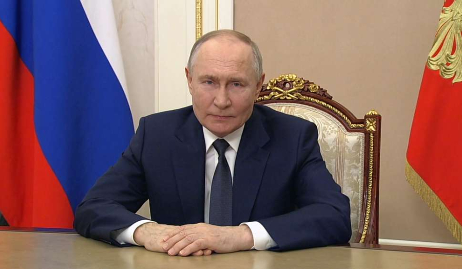 Путин поздравил военнослужащих и ветеранов с Днем Сил специальных операций