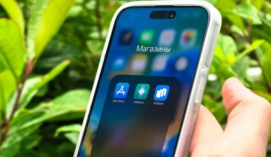 Госдума РФ приняла закон об обязательной установке Rustore