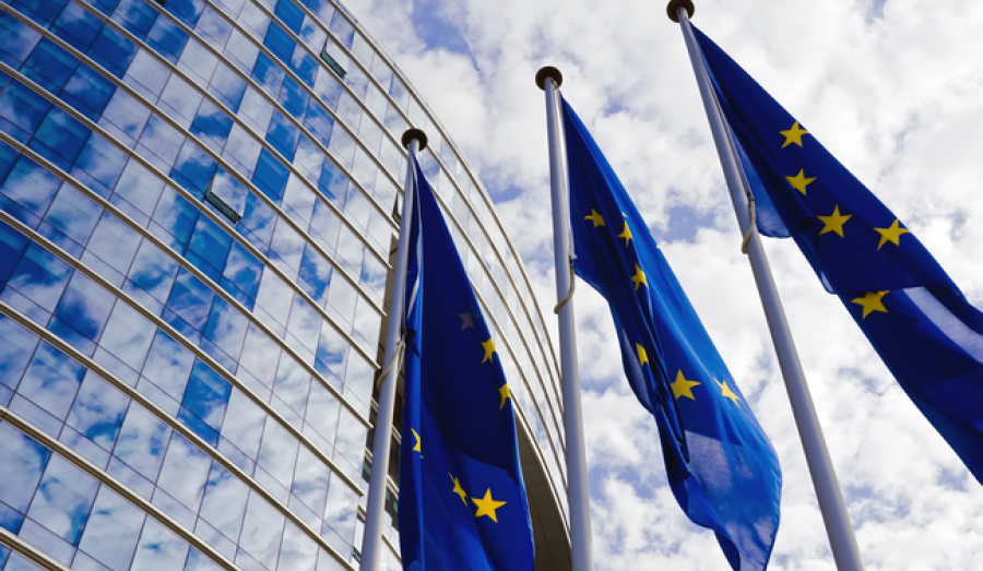 Евросоюз намерен не признавать российские паспорта для Донбасса