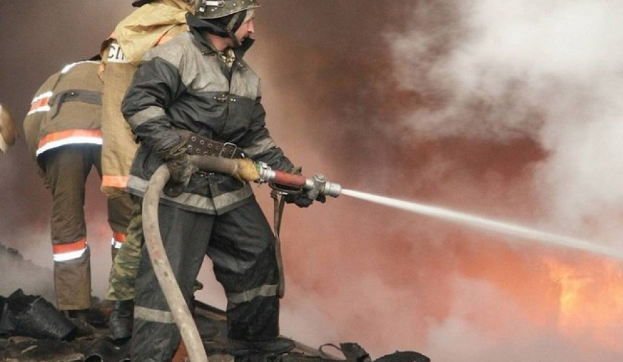 МЧС в два раза увеличило зарплату пожарных
