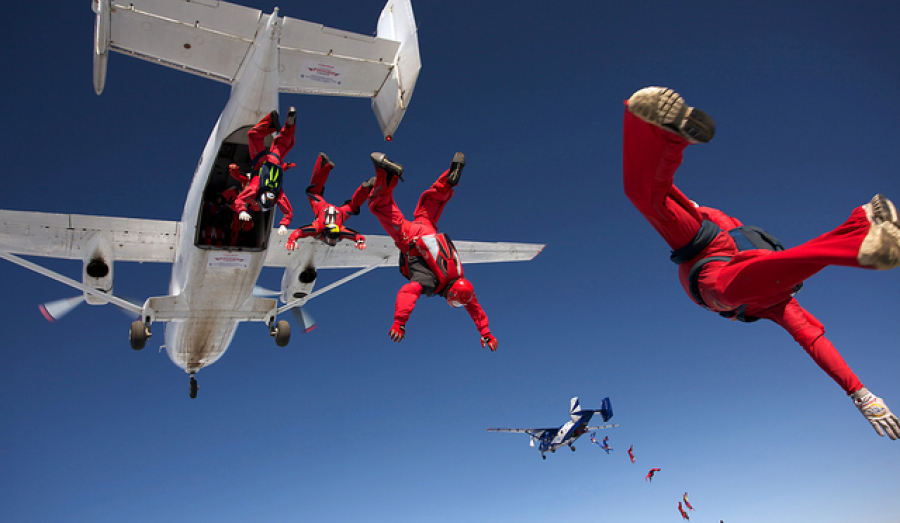 Переход Крыма на цифровое телевидение отметили акробатическим шоу