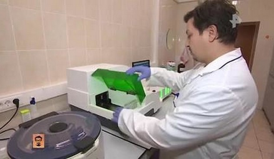 РЕН ТВ выяснил, кому выгодно введение новых медсправок для водителей