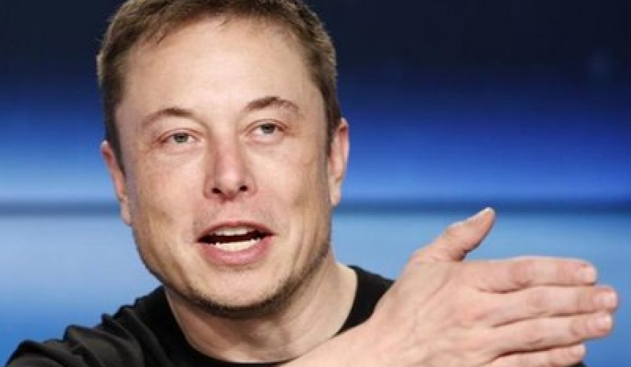 «Facebook — это отстой». Илон Маск призвал всех удалиться из популярной соцсети