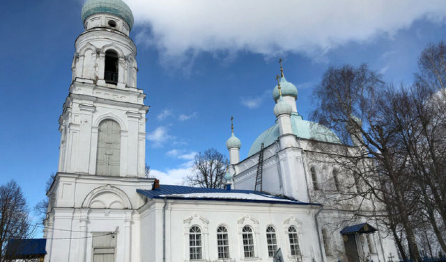 Храм Богоявления Господня в д. Глебово