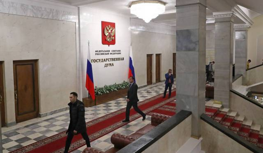 Госдума приняла закон о выходе на негосударственную пенсию в 55 и 60 лет