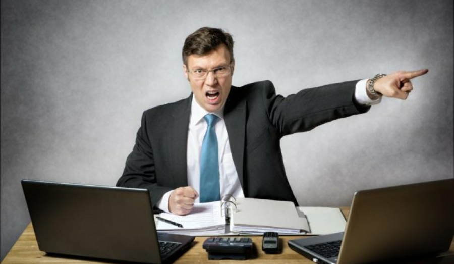 Россиян стали чаще лишать работы за неудачные публикации в интернете